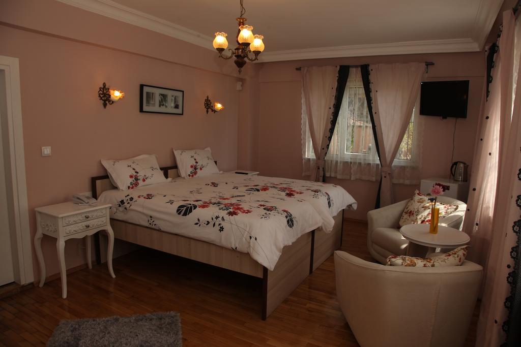 Yesim Suites Istanbul Room photo