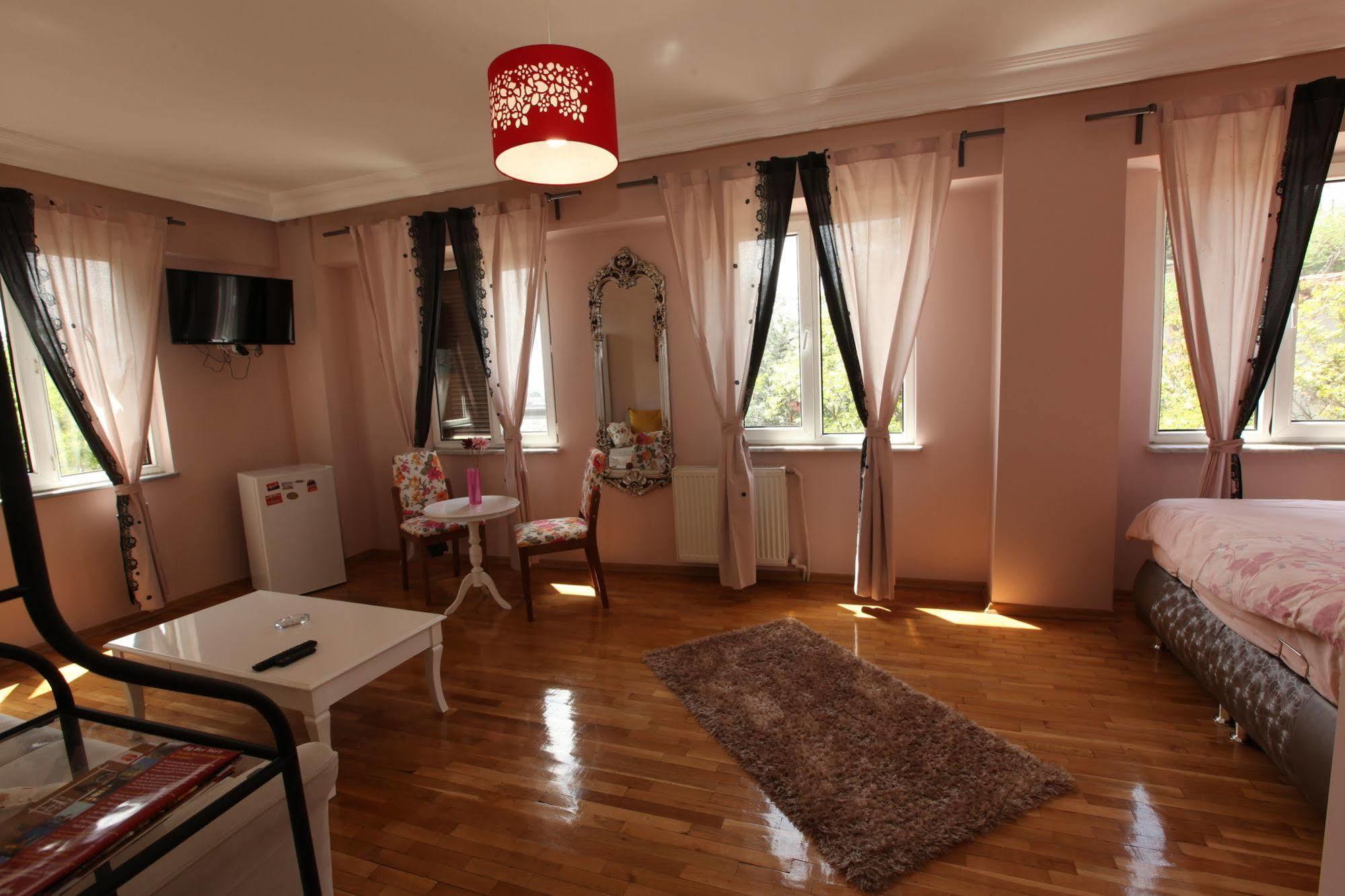 Yesim Suites Istanbul Exterior photo